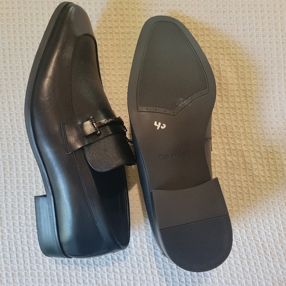 Calvin Clein Men's Black Loafers - Picture 8 of 10